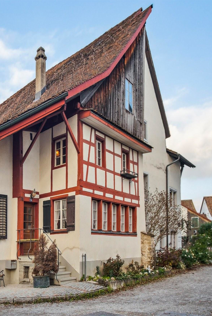 Aussenansicht_102x685